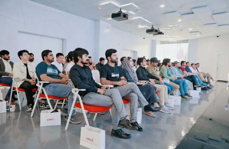 Pakistan Agriculture and Irrigation Delegation Visits LONGi Headquarters to Explore Solar-Powered Irrigation Solutions