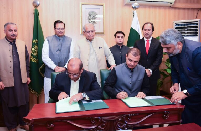 Ministry of Housing and Works and Fakt Exhibitions (Pvt.) Ltd. sign MoU to organize Build Pakistan Exhibition and Conference 2025