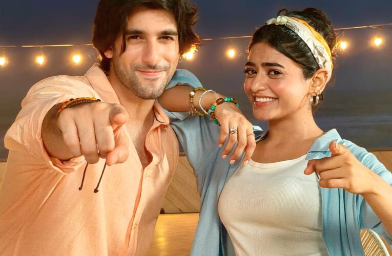 Glamour Meets Tech: Sehar and Shuja Reunite for the OPPO Reno14 Series LaunchGlamour Meets Tech: Sehar and Shuja Reunite for the OPPO Reno14 Series Launch